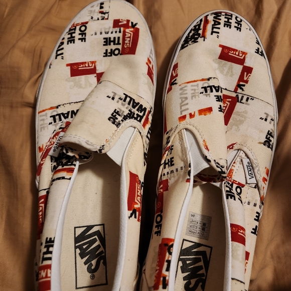 Vans - Picture 6 of 6